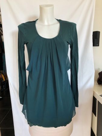 Robe mini tunique vert émeraude avec mousseline et dentelle