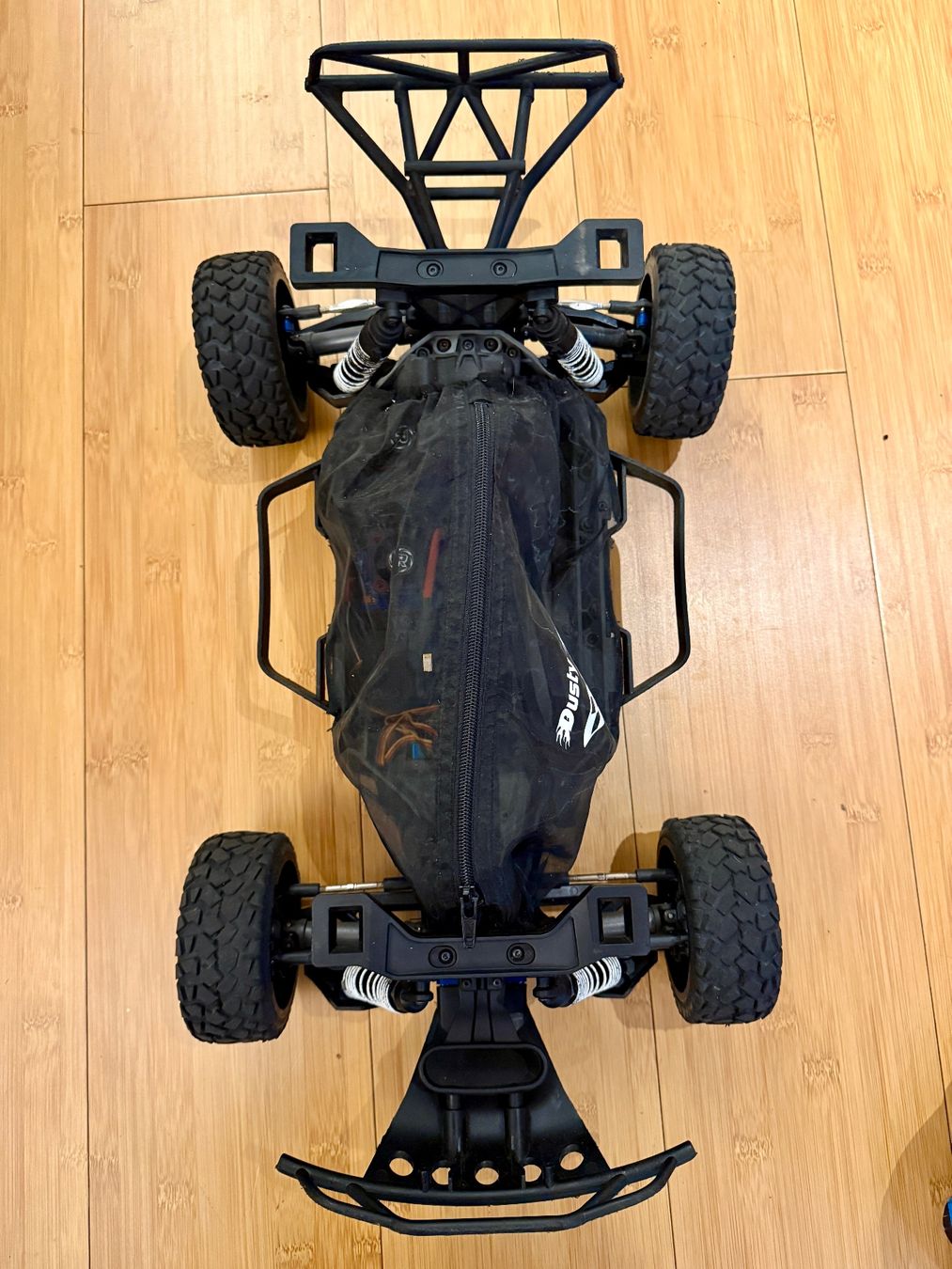 Traxxas Modellismo RC: Traxxas Slash 4WD mit Clipless-Karosserie – Usato da Gordola venduto da heli-teck 2