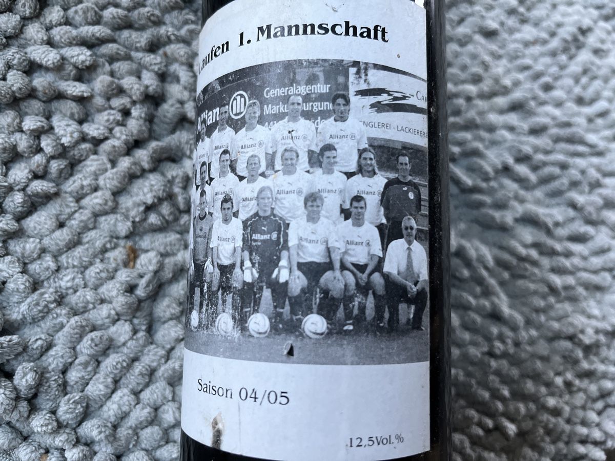 Bevande alcoliche: FC LAUFEN – Nuovo e nell'imballaggio originale da Bärschwil venduto da yamaha022 2
