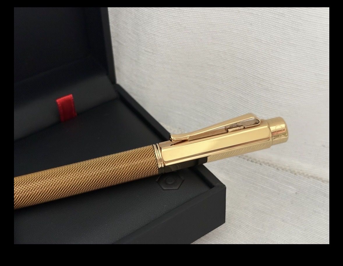 Stifte & Marker: Caran d'Ache Varius  Ivanhoe gold – Neu und originalverpackt aus Lugano von Edera49 7