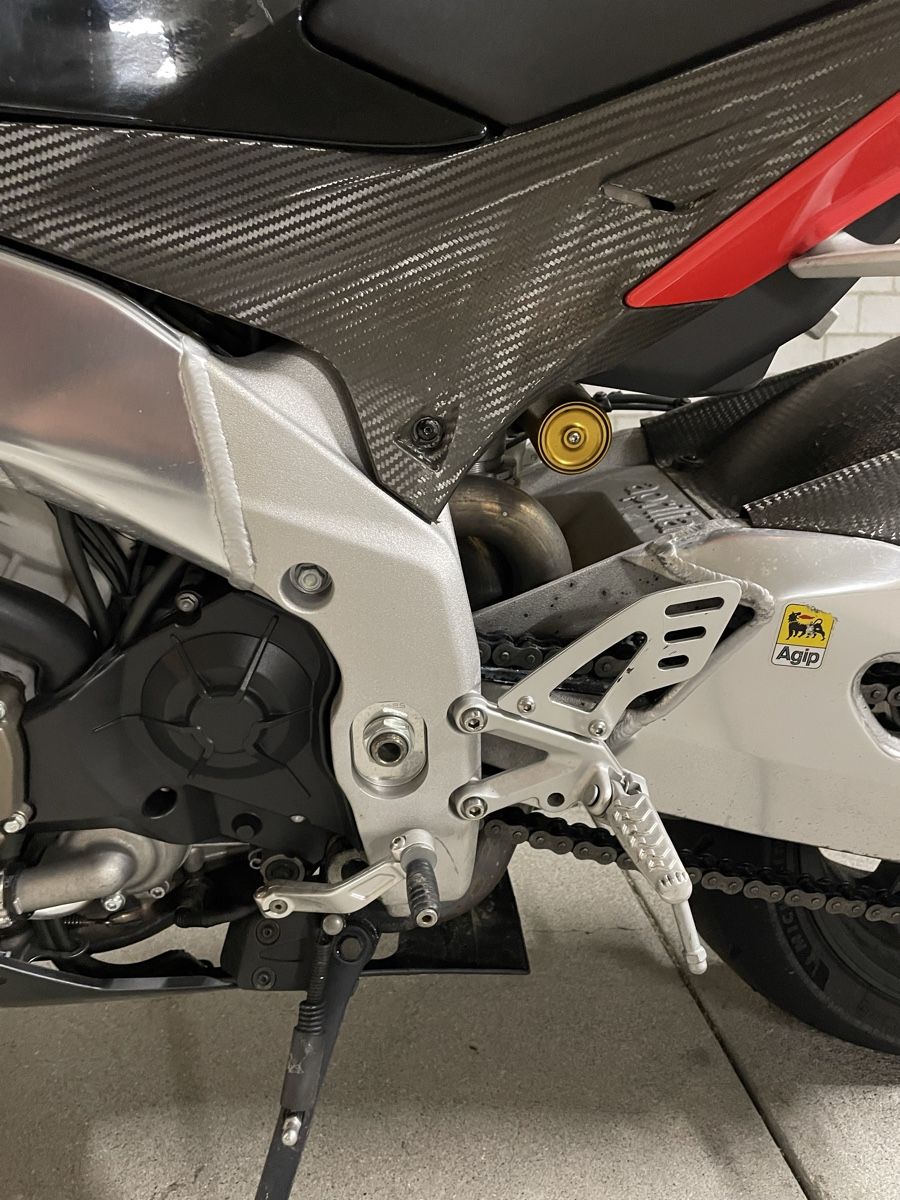 Strada: Aprilia RSV4 Factory – Usato da Sirnach venduto da Verchauf95 7