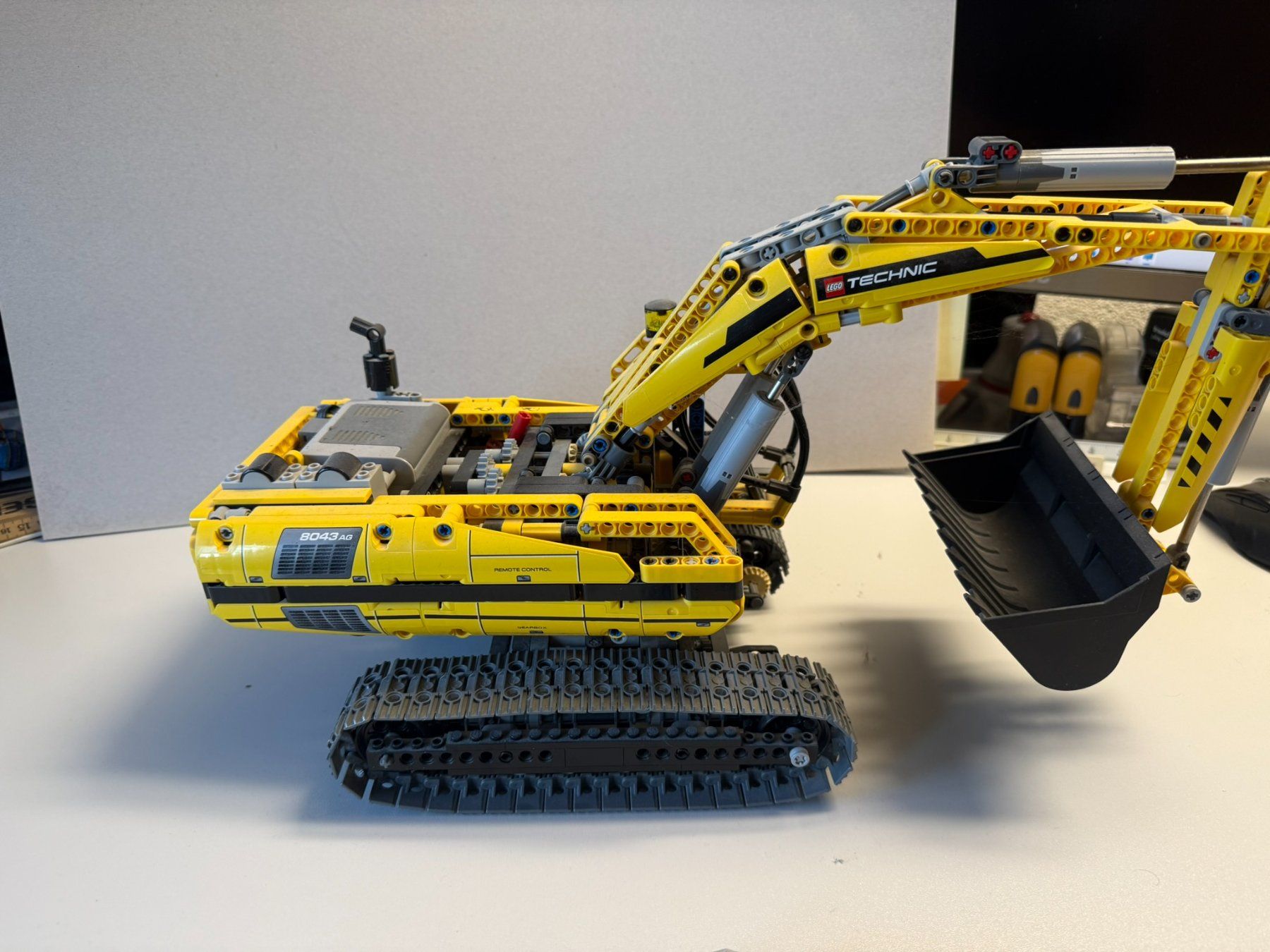 Escavatori: LEGO Technic 8043 Motorisierter Raupenbagger – Usato da Tafers venduto da and_9qnb 1