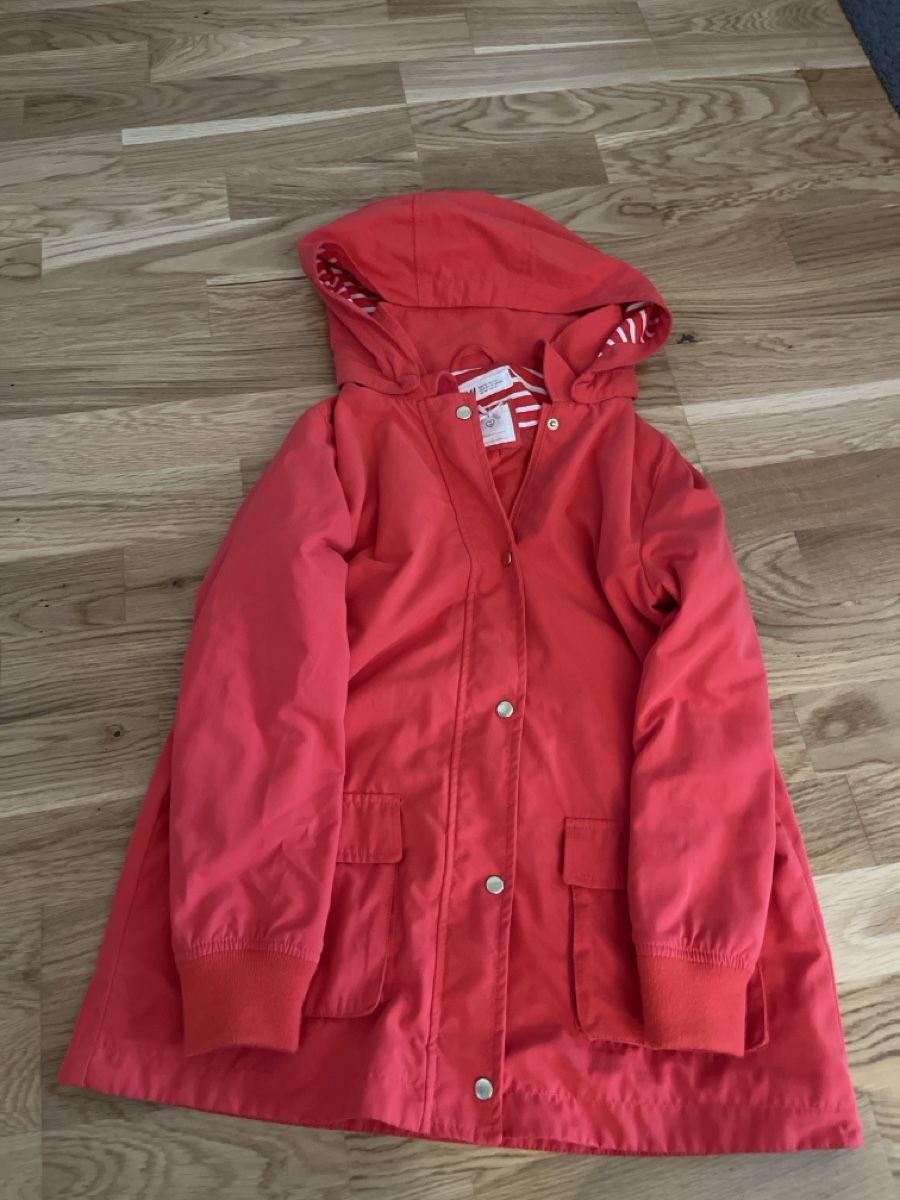 H&M Vestes & Manteaux: Mädchen Übergangsjacke von H&M – D'occasion à Zürich par Dita06