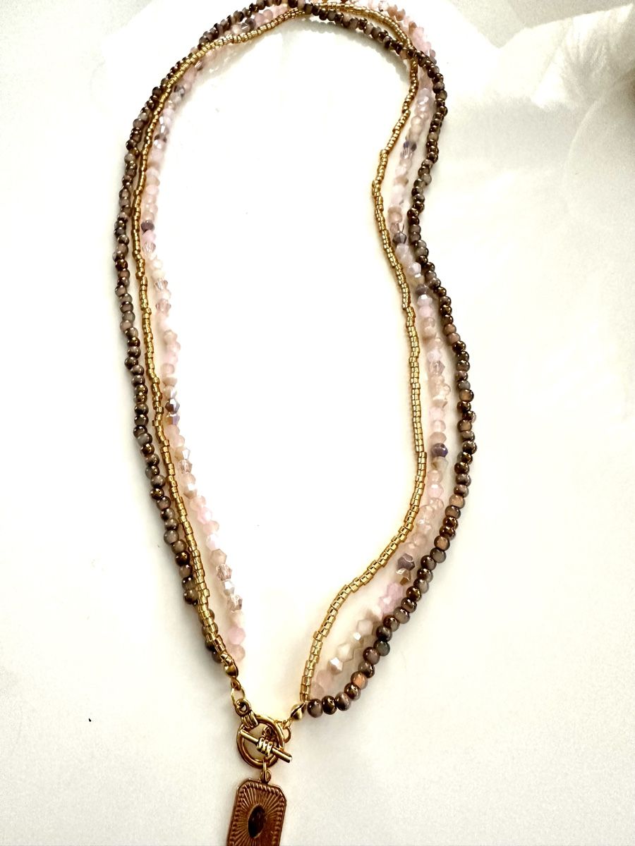 Catenine: Elegant Multi-Strand Beaded Necklace with Gold Accent – Nuovo e nell'imballaggio originale da Oftringen venduto da Eylem79 1
