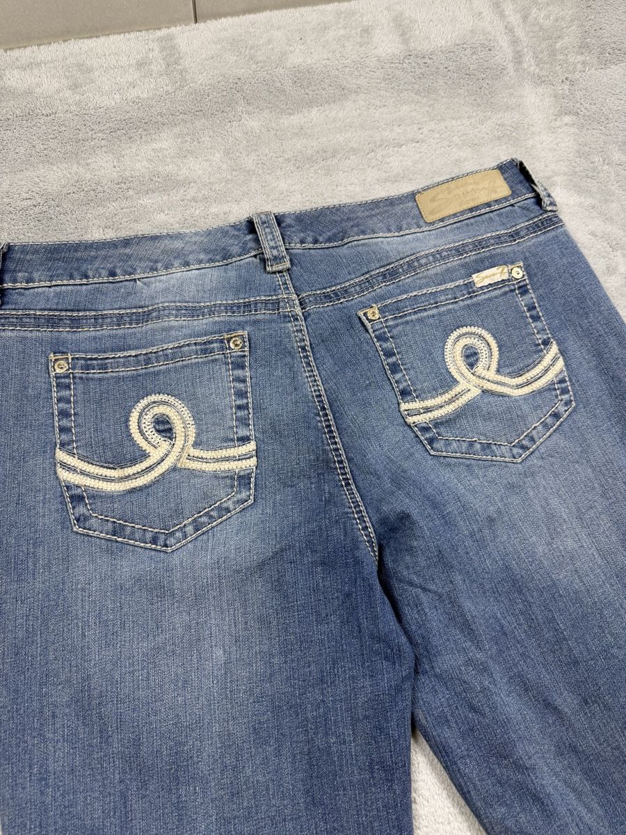 Jeans: Y2k style bootcut jeans – Gebraucht aus Erlinsbach SO von TogaResell 1