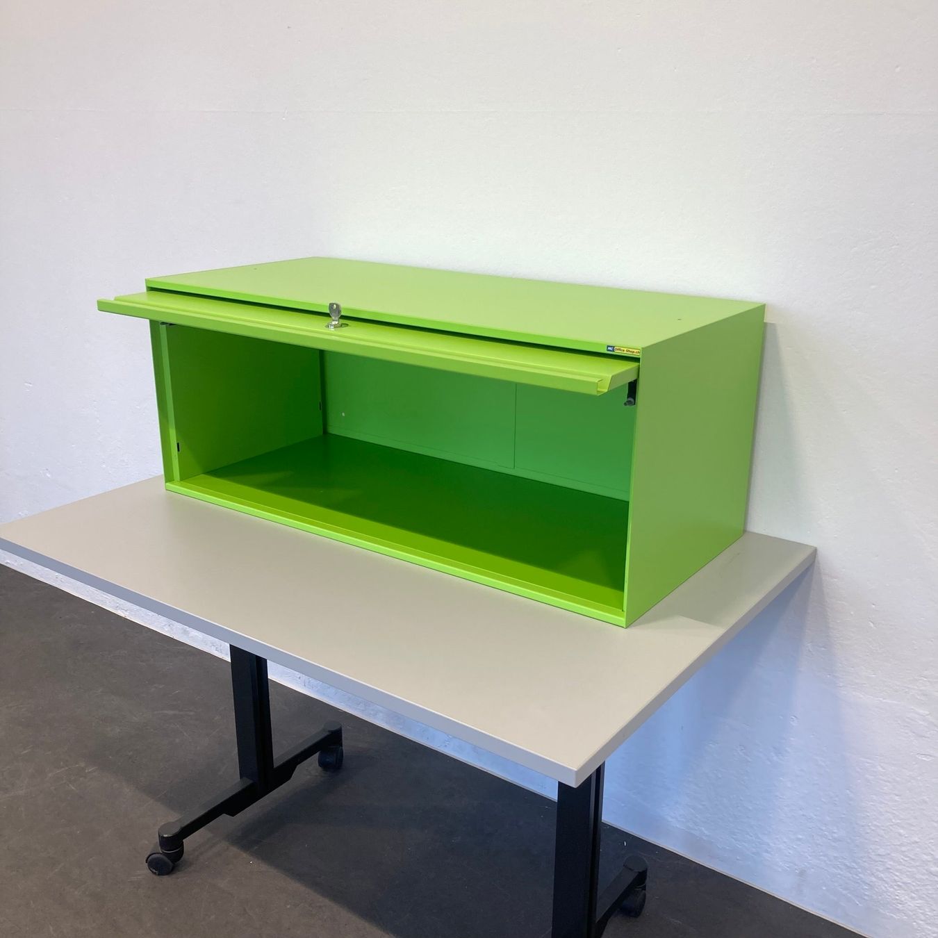 Lista Armadi: Lista Office LO Locker Modul Hellgrün mit Schlüssel – Usato da Schönenwerd venduto da mcofficeshop 5