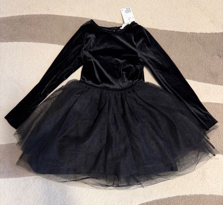 SCHWANENKLEID - ROBE CYGNE