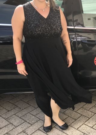 Abendkleid Schwarz Gr 48