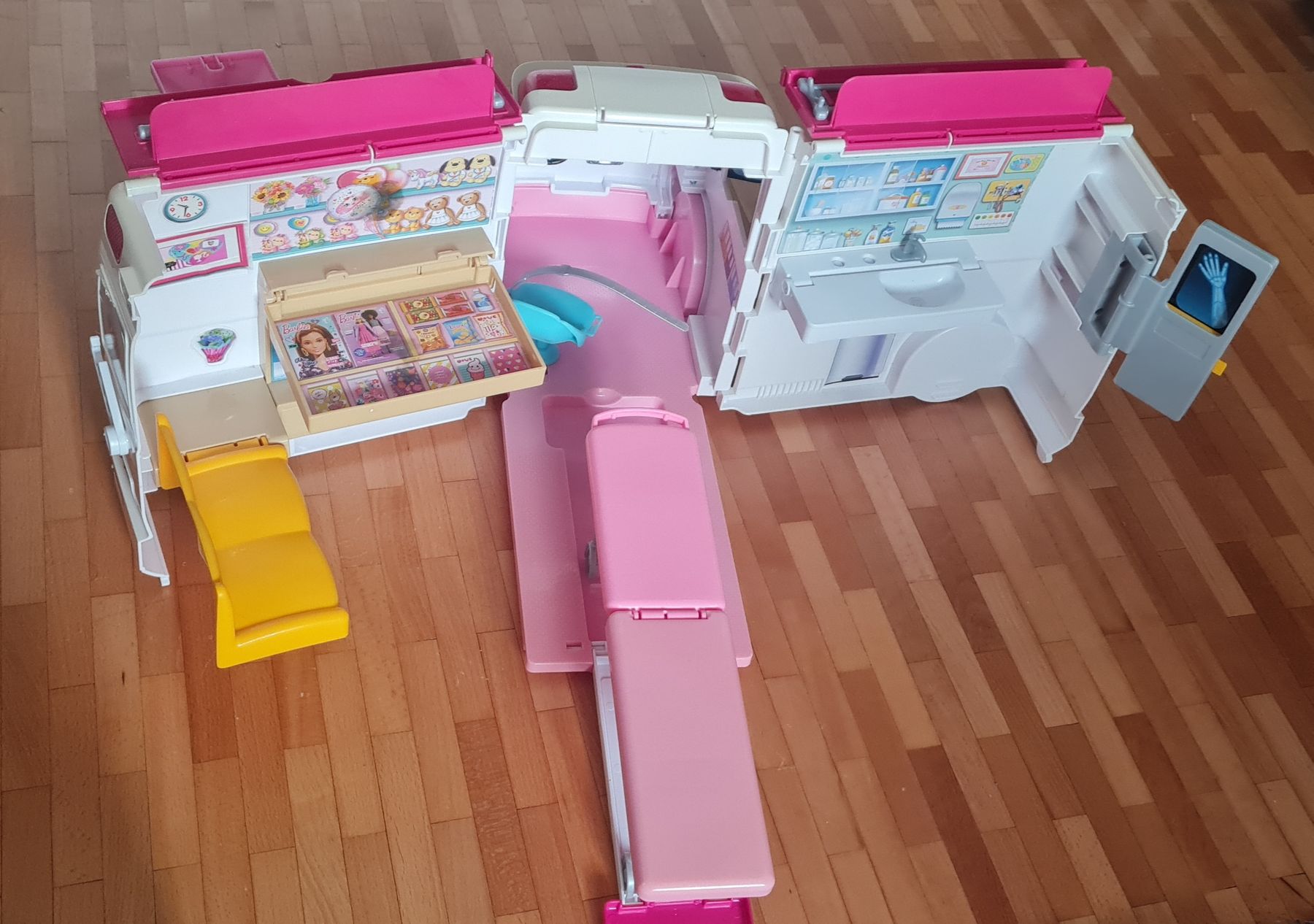 Spielzeuge: Ambulance 2 en 1 Barbie – Gebraucht aus Epagny von Mjcee 3
