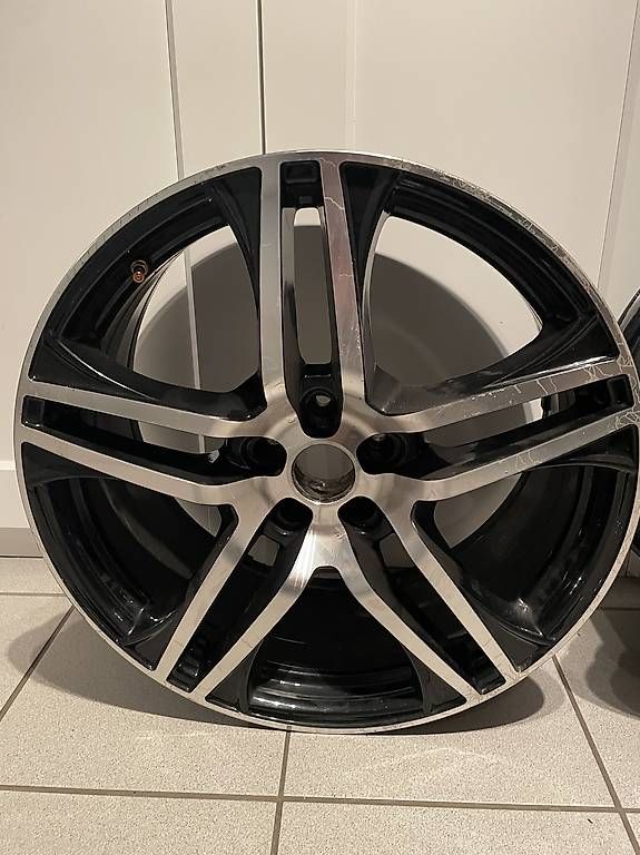 Mam Cerchioni: Alufelgen MAM RS2 - 5x112/20 – Usato da Nuglar venduto da Krho 4
