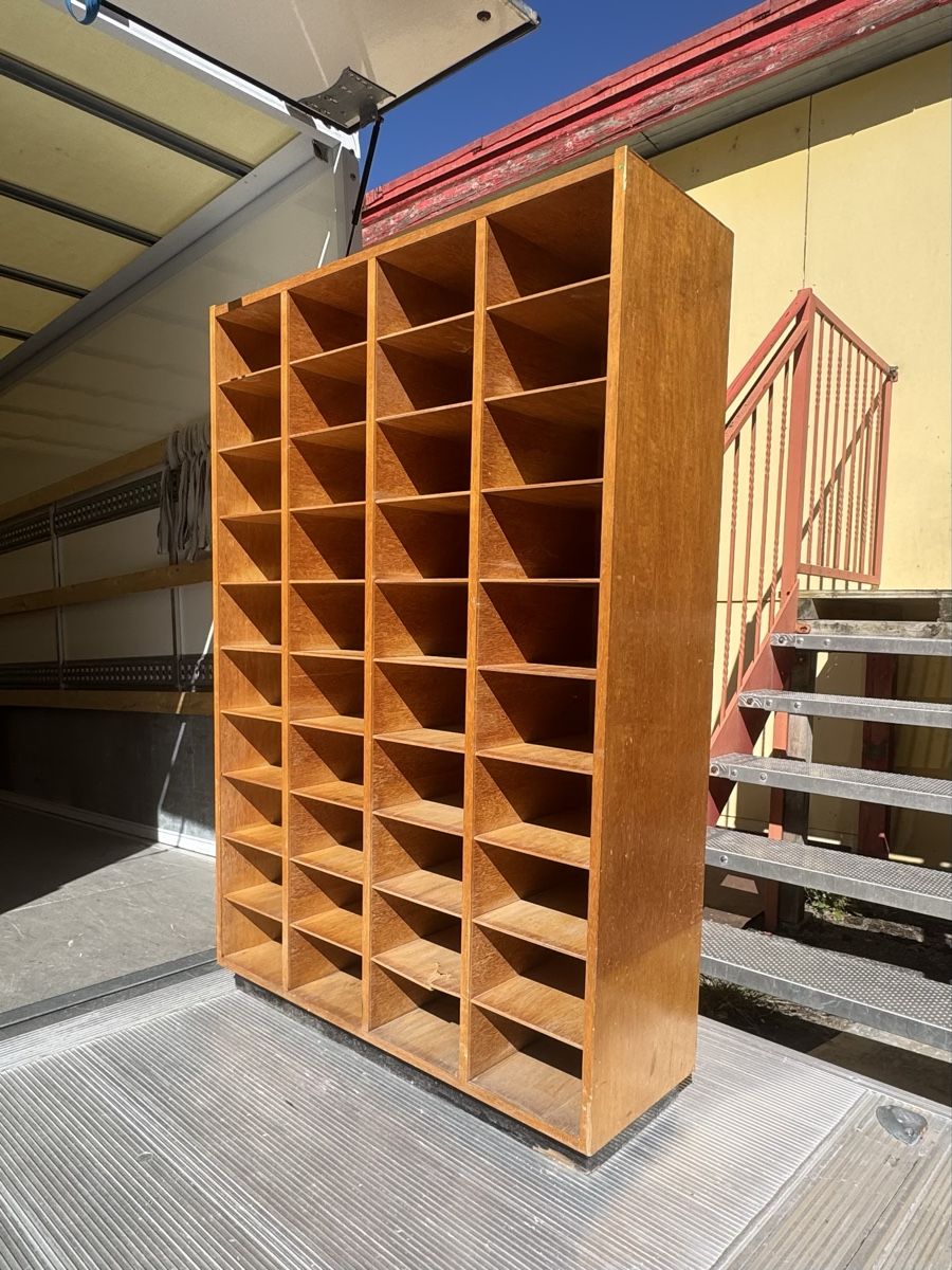 Scaffali: Holz Gestell  – Usato da Schlieren venduto da Freundlich02 2