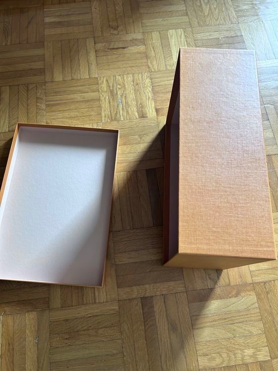 Casse di trasporto: Box Louis Vuitton – Usato da Schliern b. Köniz venduto da need-it 4