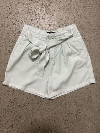 Damen Short,Gr.M;Vero Moda 