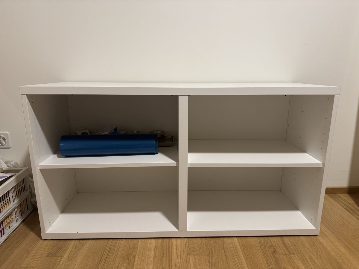 Ikea Étagères: Weisses Regal / Raumteiler mit 4 Fächern – D'occasion à Wohlen AG par Janii977