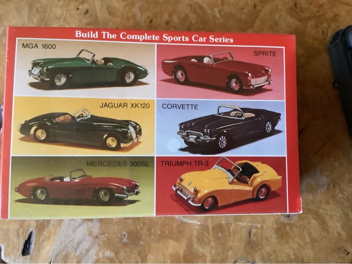 Triumph Modellini d'auto: Triumph TR3 Bausatz 1/32 – Usato da Theilingen venduto da TinaKr. 2
