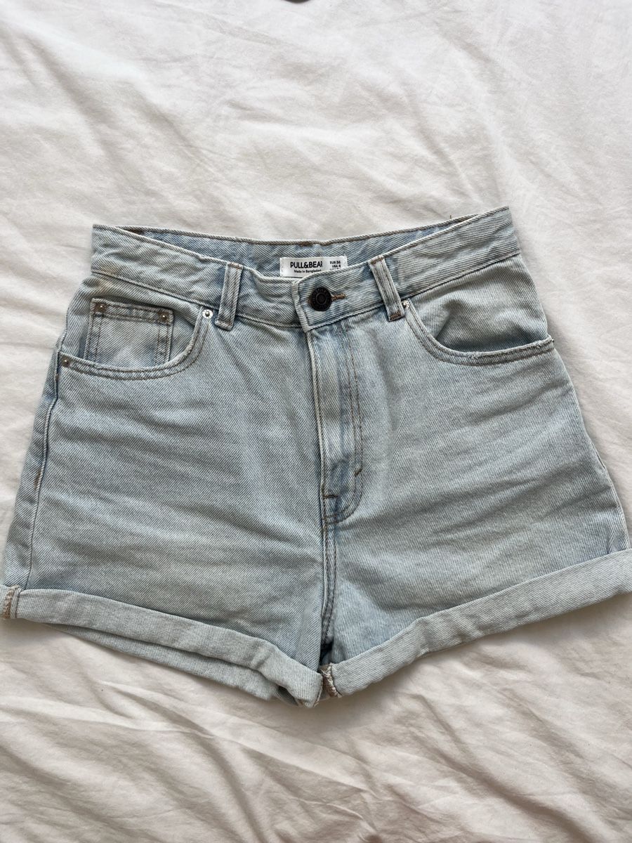 Pull&Bear Jeans: Shorts PULL&BEAR light blue 36 – Usato da Lonay venduto da jes_8znz