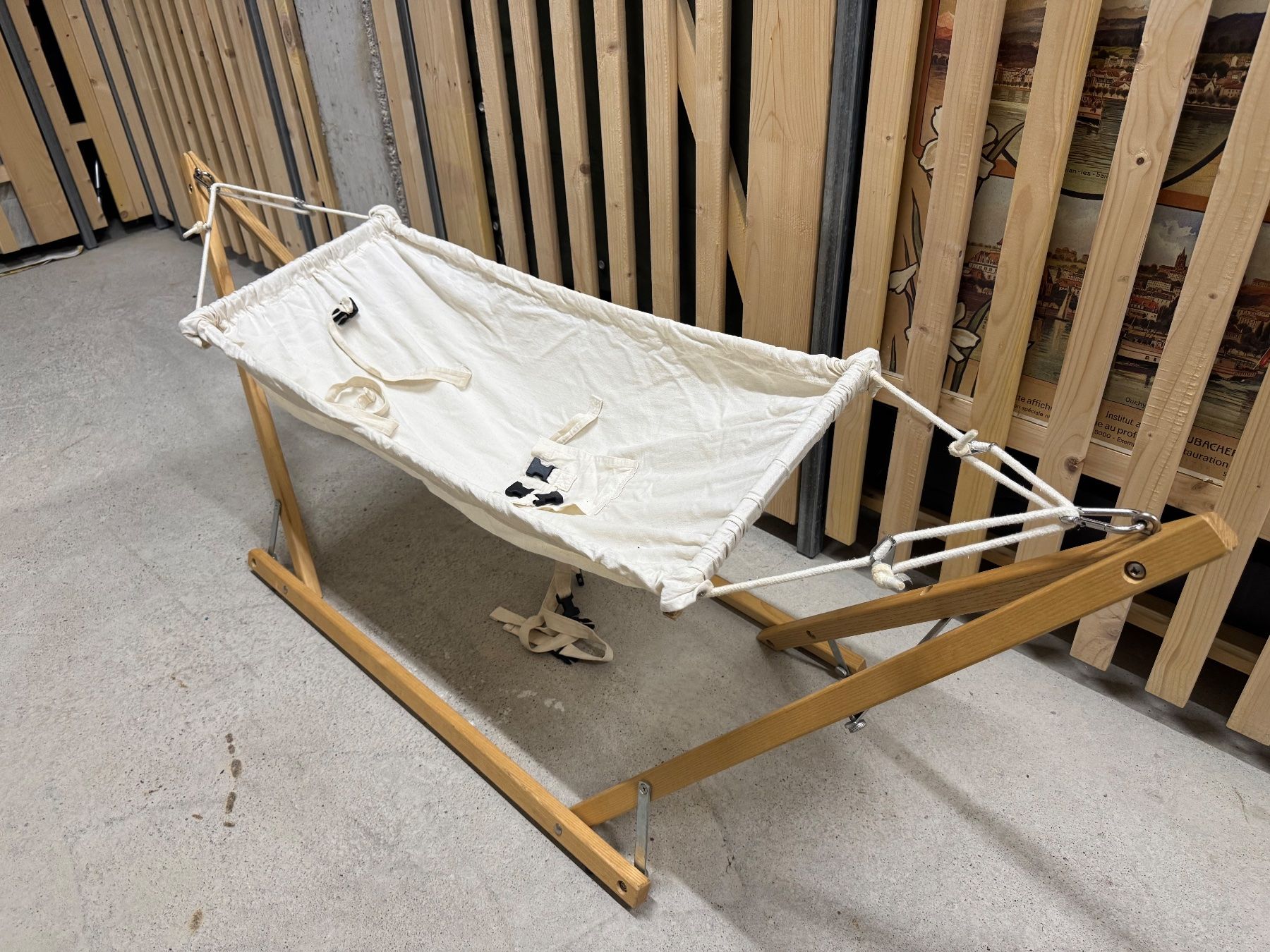 Amazonas Amache: Hamac bébé Amazonas Koala avec support + insert nouveau-né – Usato da Lausanne venduto da pbriod 2