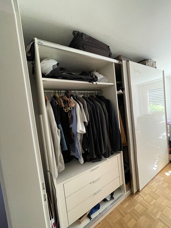 Armoire Pfister à vendre Kaufen auf Ricardo