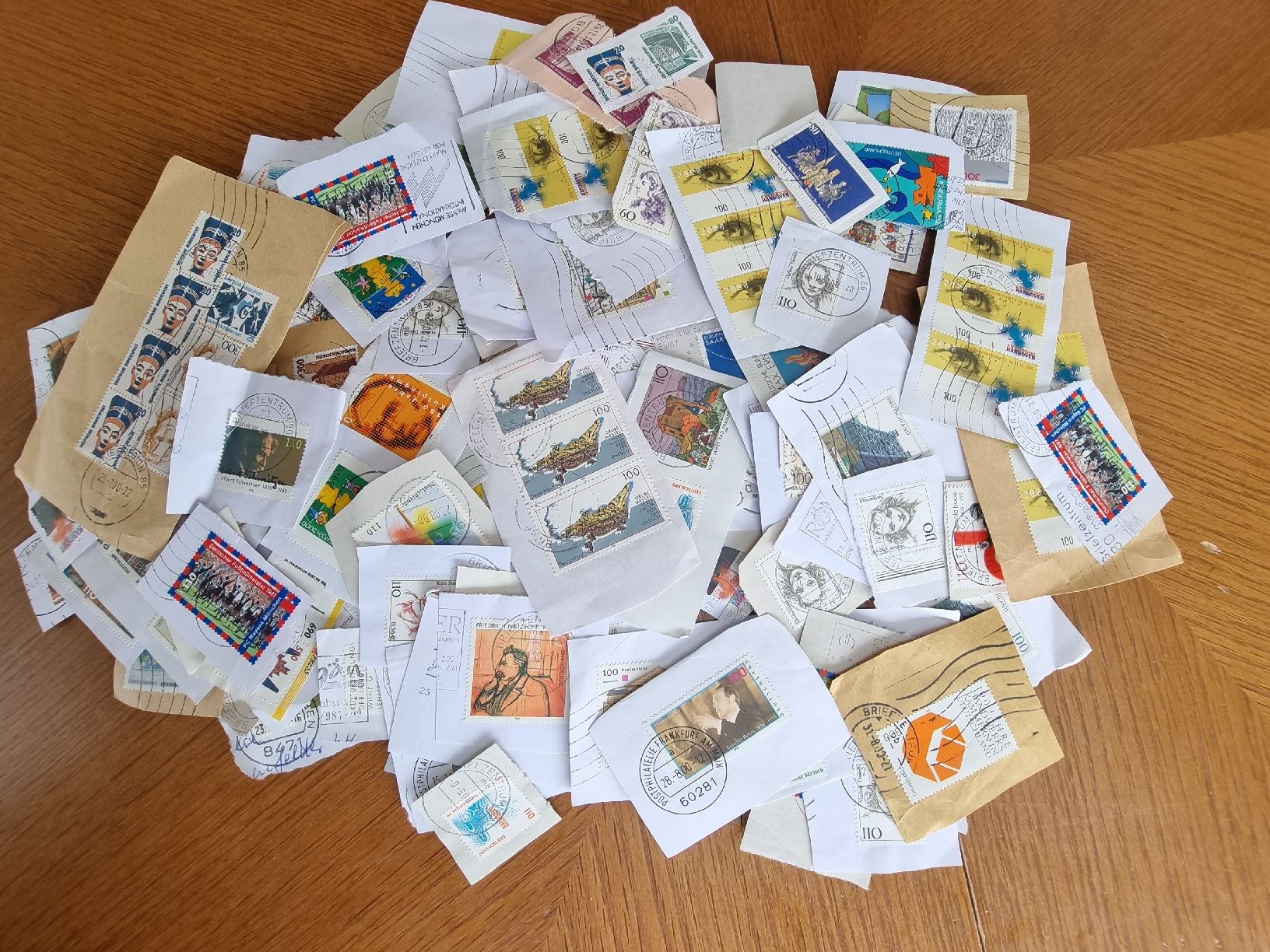 Tutti i francobolli: Diverse Briefmarken Deutschland – Usato da Rüti ZH venduto da Madeira14
