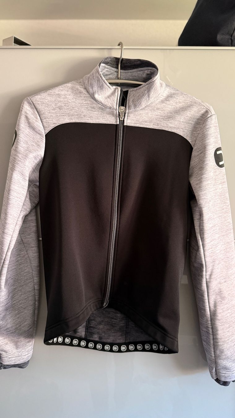 Giacche: Fahrradjacke Dotout – Usato da Hüntwangen venduto da captainamerica1 1