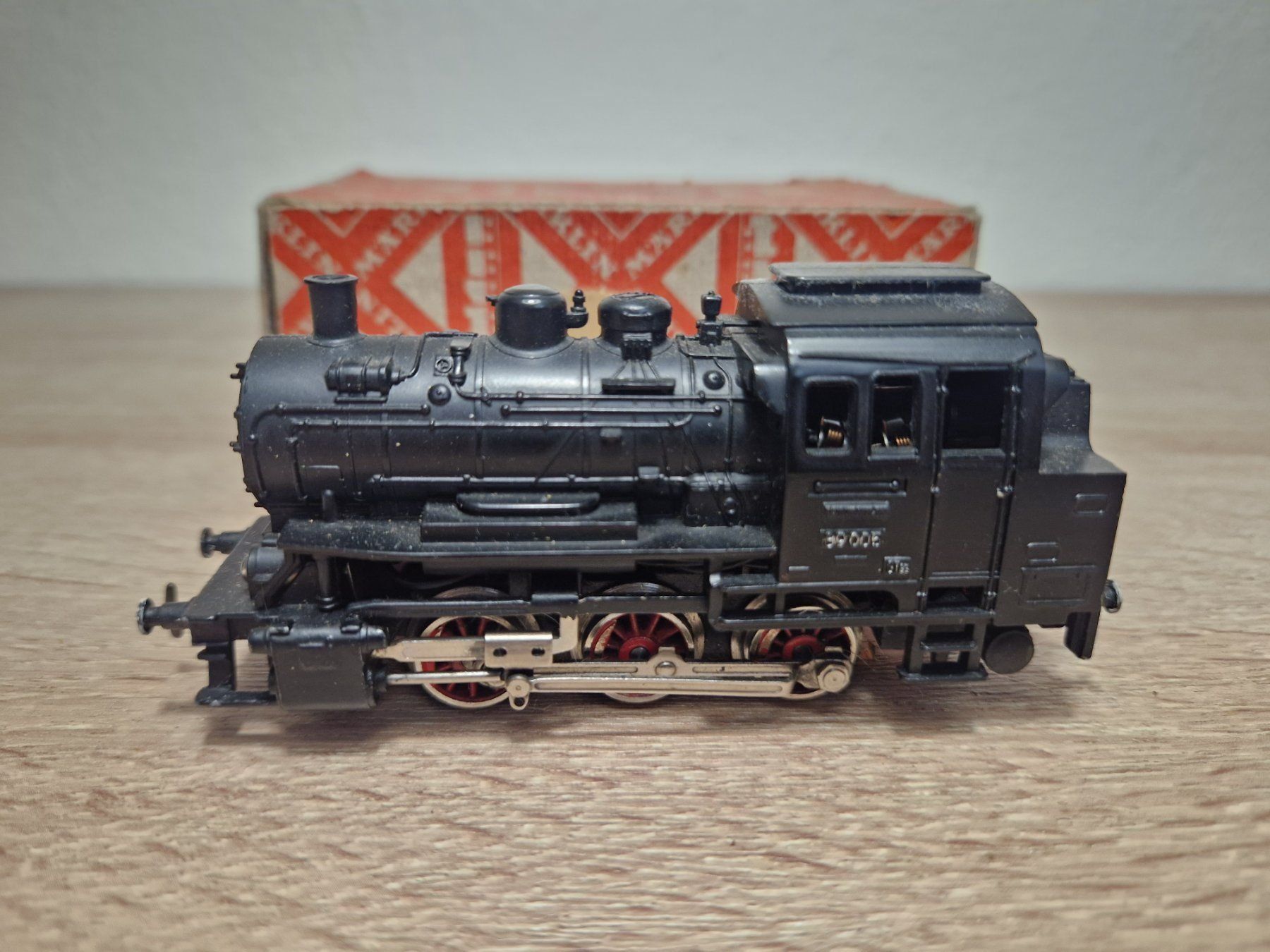 Märklin Modellini di ferrovie: Märklin CM 800 Dampflok H0 – Usato da St-Aubin-Sauges venduto da Lo_Go 1