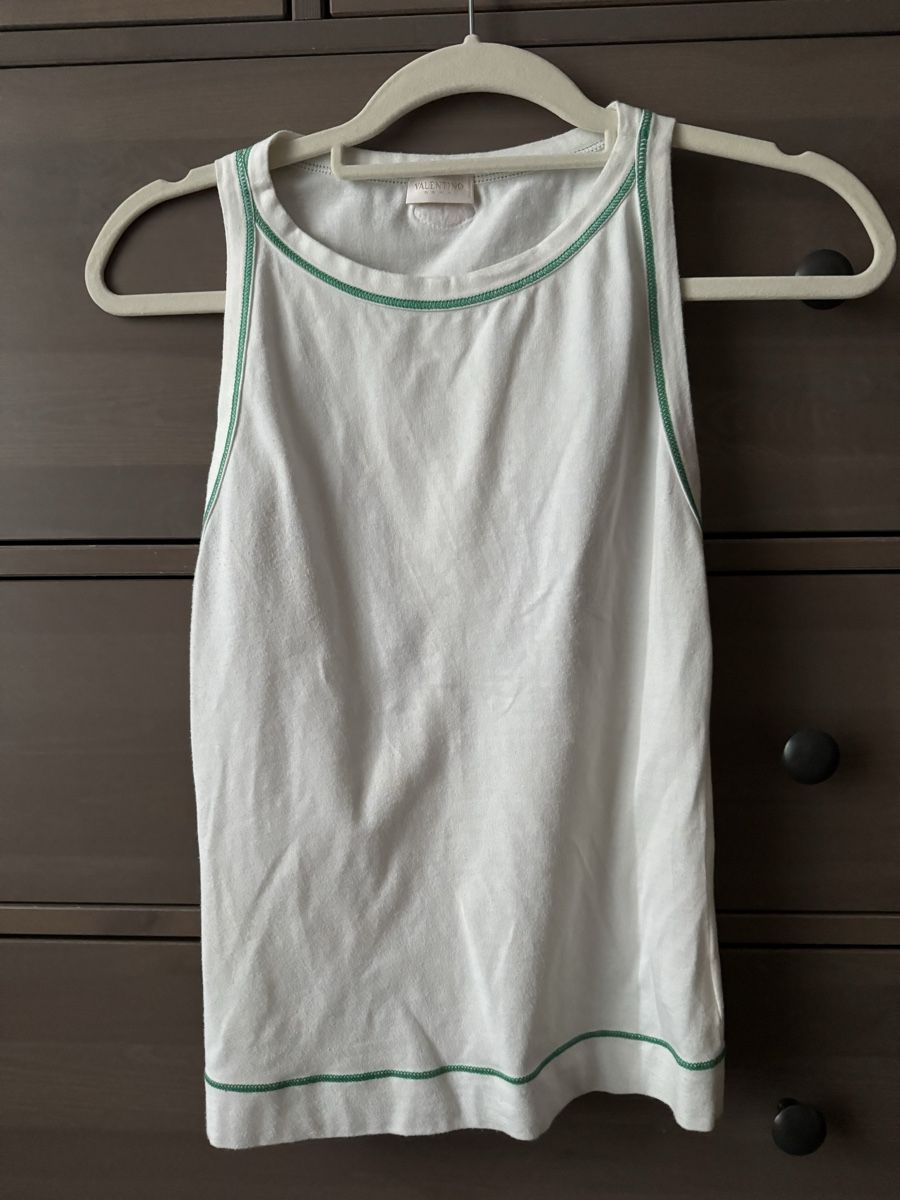 Valentino Tops: VALENTINO Roma Top weiss Gr.34 – Gebraucht aus Brütten von Rod816