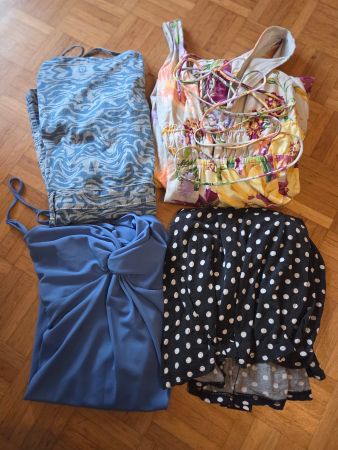 3 Kleider und 1 Jupe Gr. M