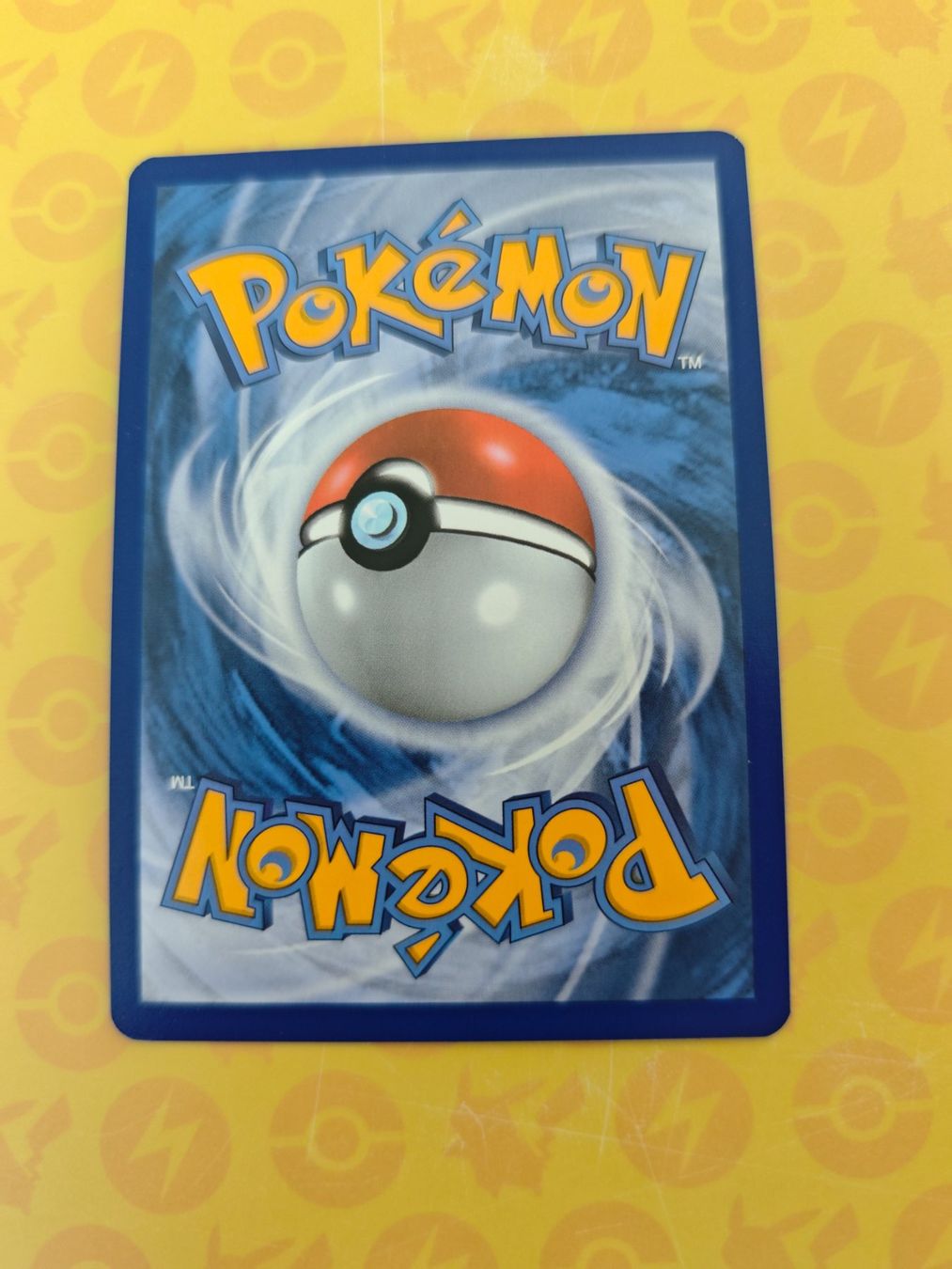 Pokémon Carte collezionabili: Galar Zapdos V 174 Pokemon Chilling Reign – Usato da Oberrohrdorf venduto da Benjamin_Lieber 1