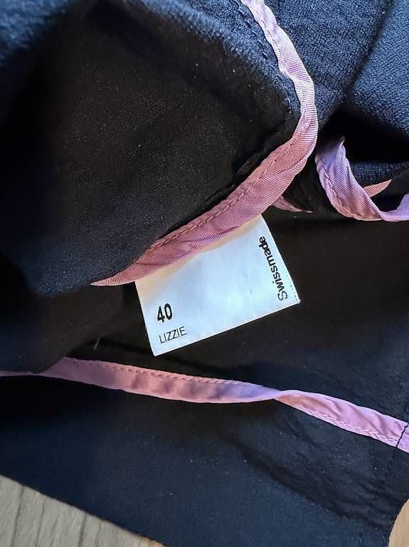 Blusen: Bluse Viento Schwarz Grösse 40 – Gebraucht aus Bern von ClaudineC 2