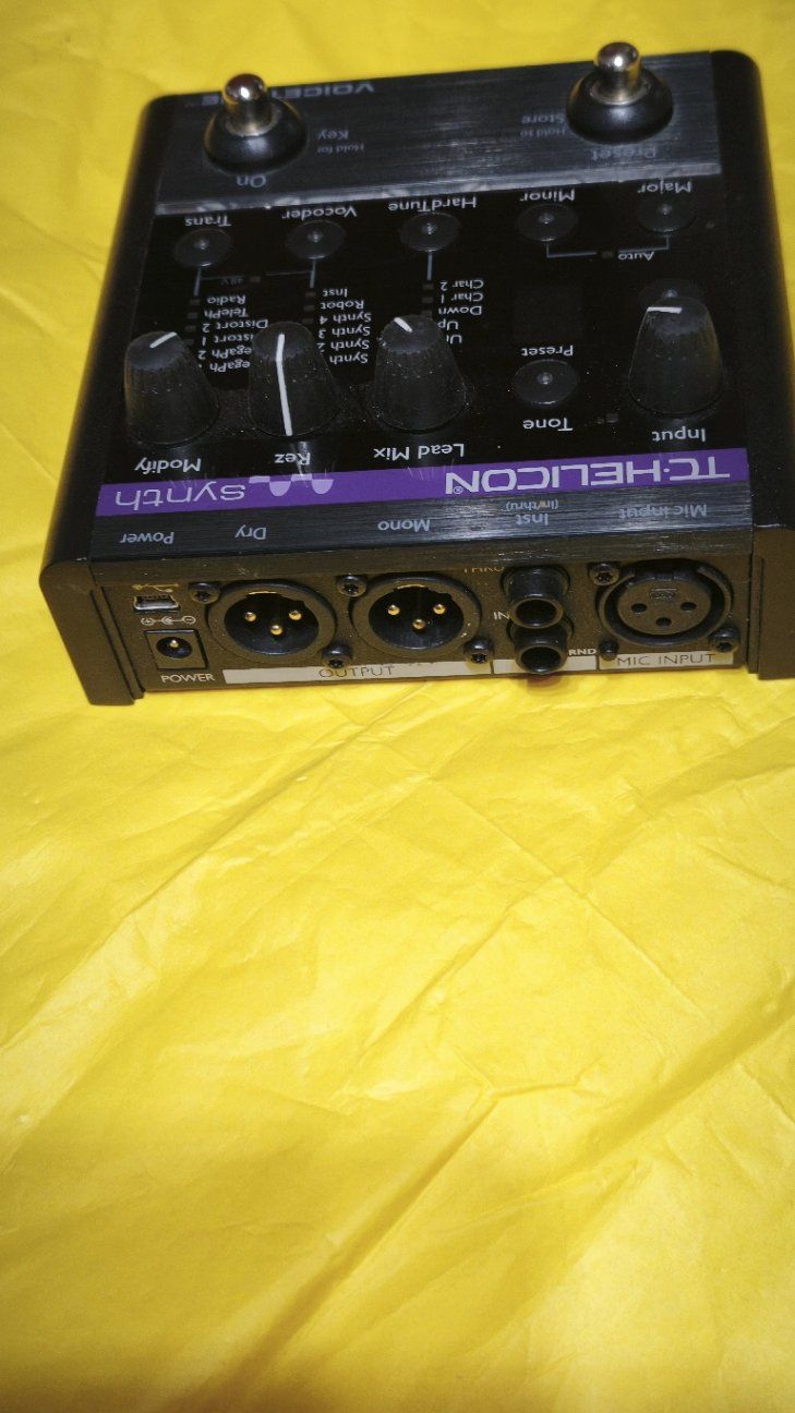 TC Electronic Equalizer: TC Helicon VoiceTone Synth – Gebraucht aus Laupen BE von Elch55 2