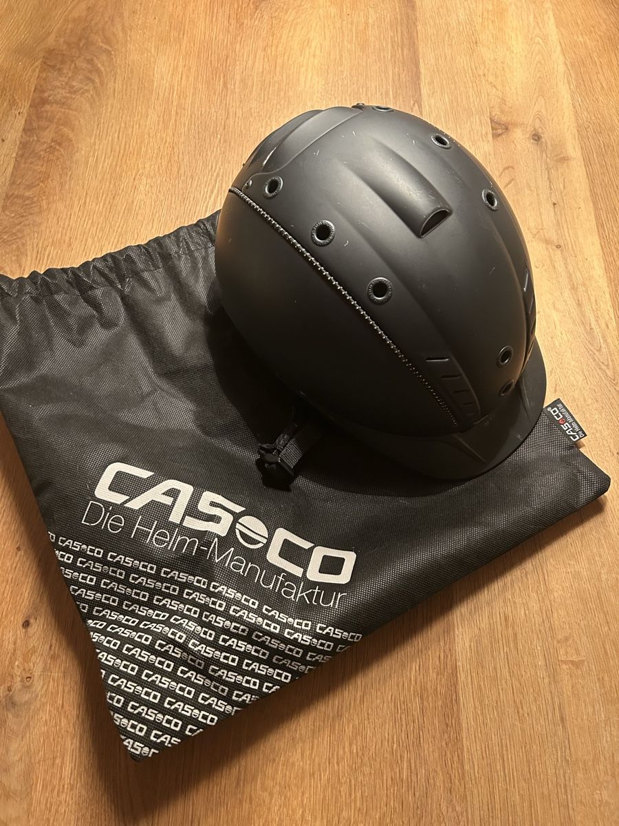 Casco Caschi: Reithelm Casco Mistrall 2 – Usato da Büren an der Aare venduto da oli_kl72