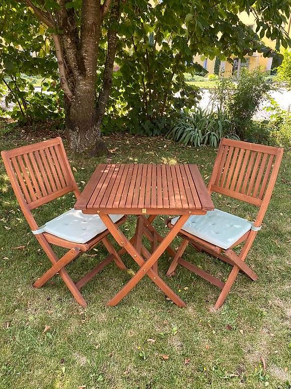 Set di tavolo e panche: Gartentisch und Stühle – Usato da Thun venduto da liv_qs6h