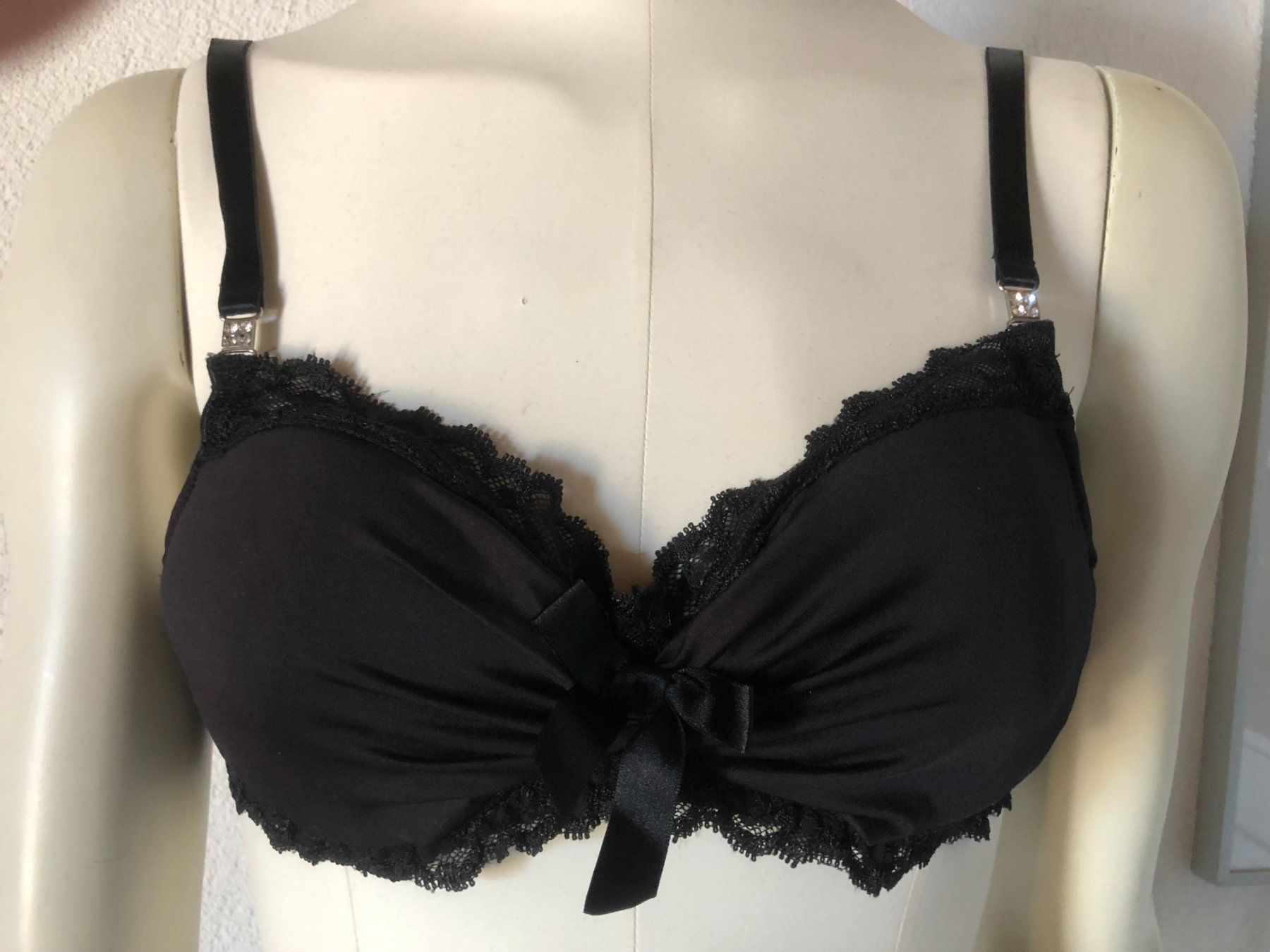 Sonstige Unterwäsche: BH schwarz von BODYFLIRT – Neu und originalverpackt aus Contra von Oly_93