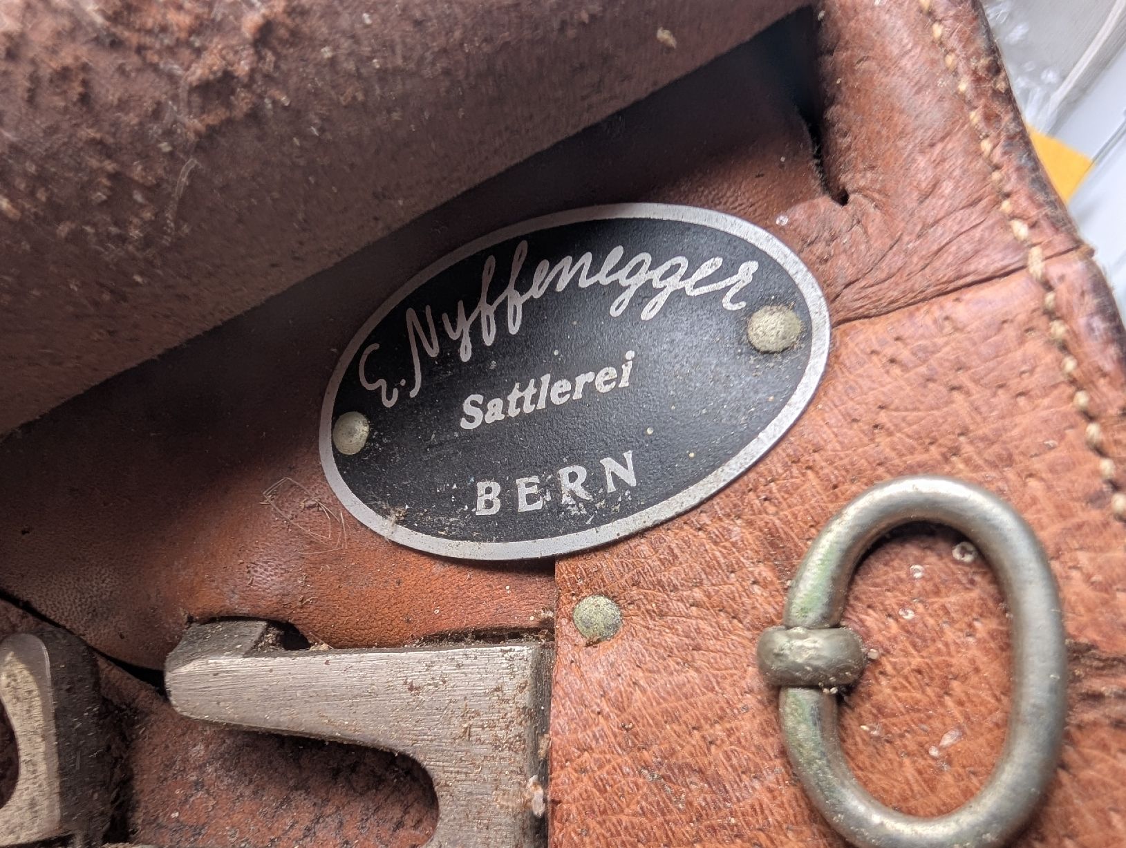 Selle & Accessori: Alter Ledersattel – Difettoso da Hinterkappelen venduto da thelars 2