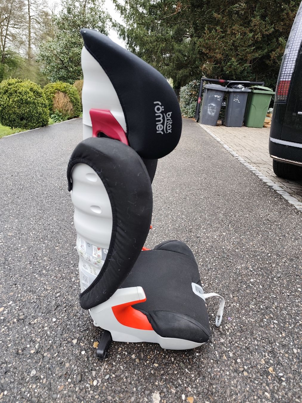Britax Römer Seggiolini per auto: Autositz Römer britax 15 - 36 Kg mit Isofix – Usato da Fulenbach venduto da meje0081 1