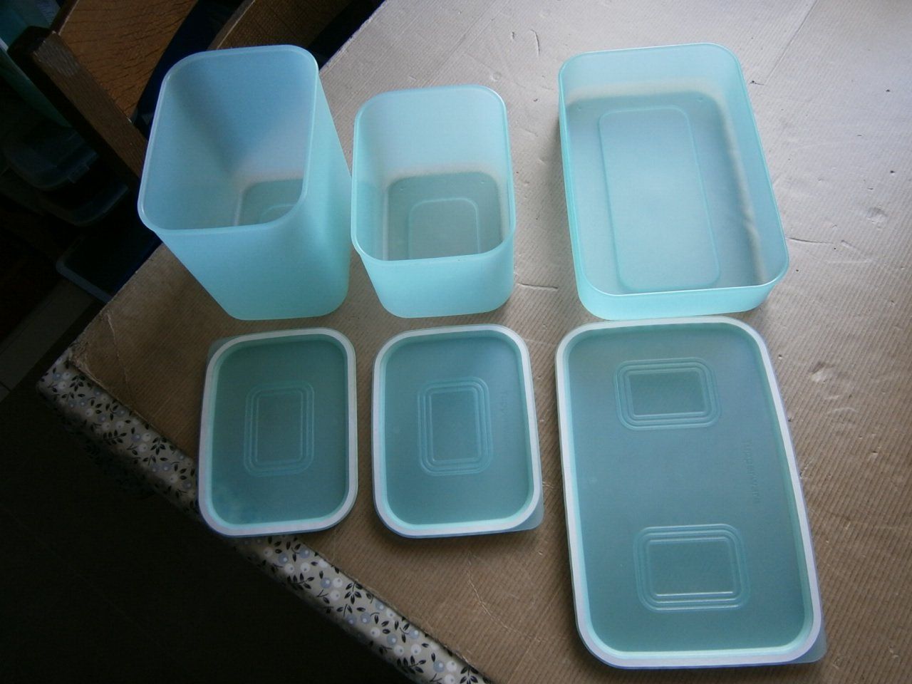 Tupperware Contenitori & Simili: Tupperware 3 Stück mit Deckel – Nuovo (secondo la descrizione) da Pratteln venduto da 66werni 1