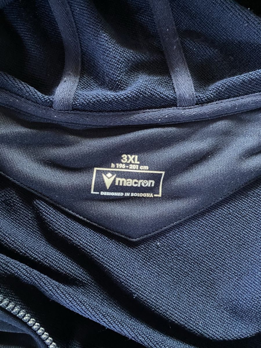 Giacche: Fc Basel Jacke – Usato da Oftringen venduto da kawia 3