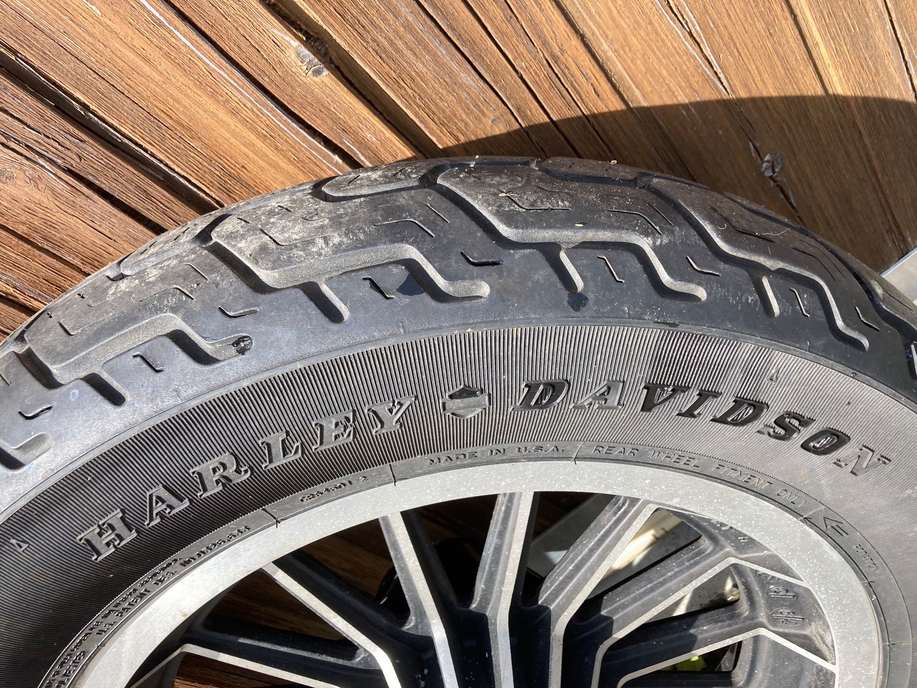 Pneus & Kompletträder: Harley-Davidson Felgen / Radsatz bereift – Gebraucht aus Belp von Siruz 1