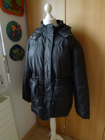 PIECES Winterjacke PCLOUIE SHORT PUFFER JACKET schwarz   M