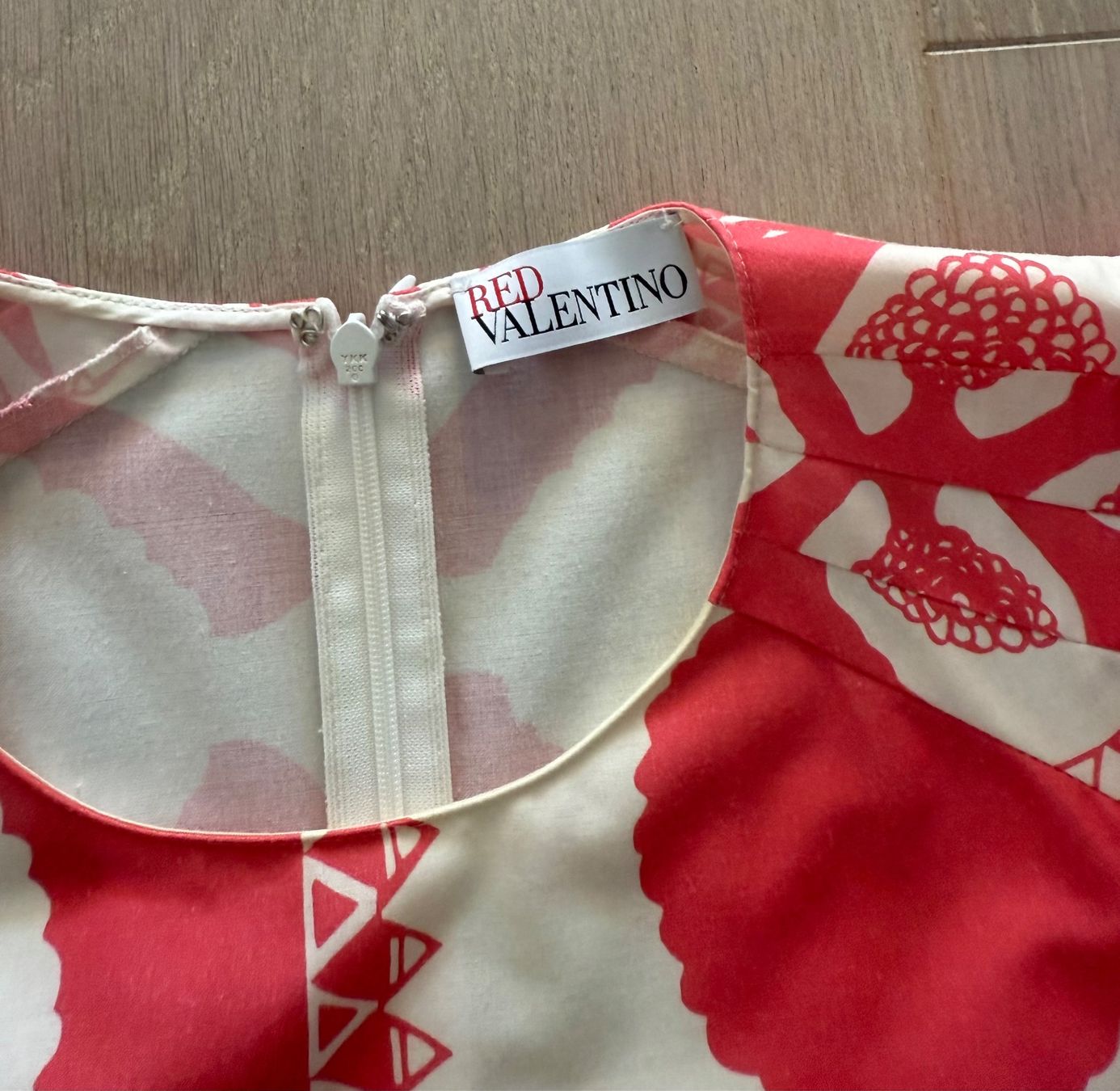 Valentino Vestiti: Red Valentino Sommerkleid – Usato da Wollerau venduto da cho_7k6w 1