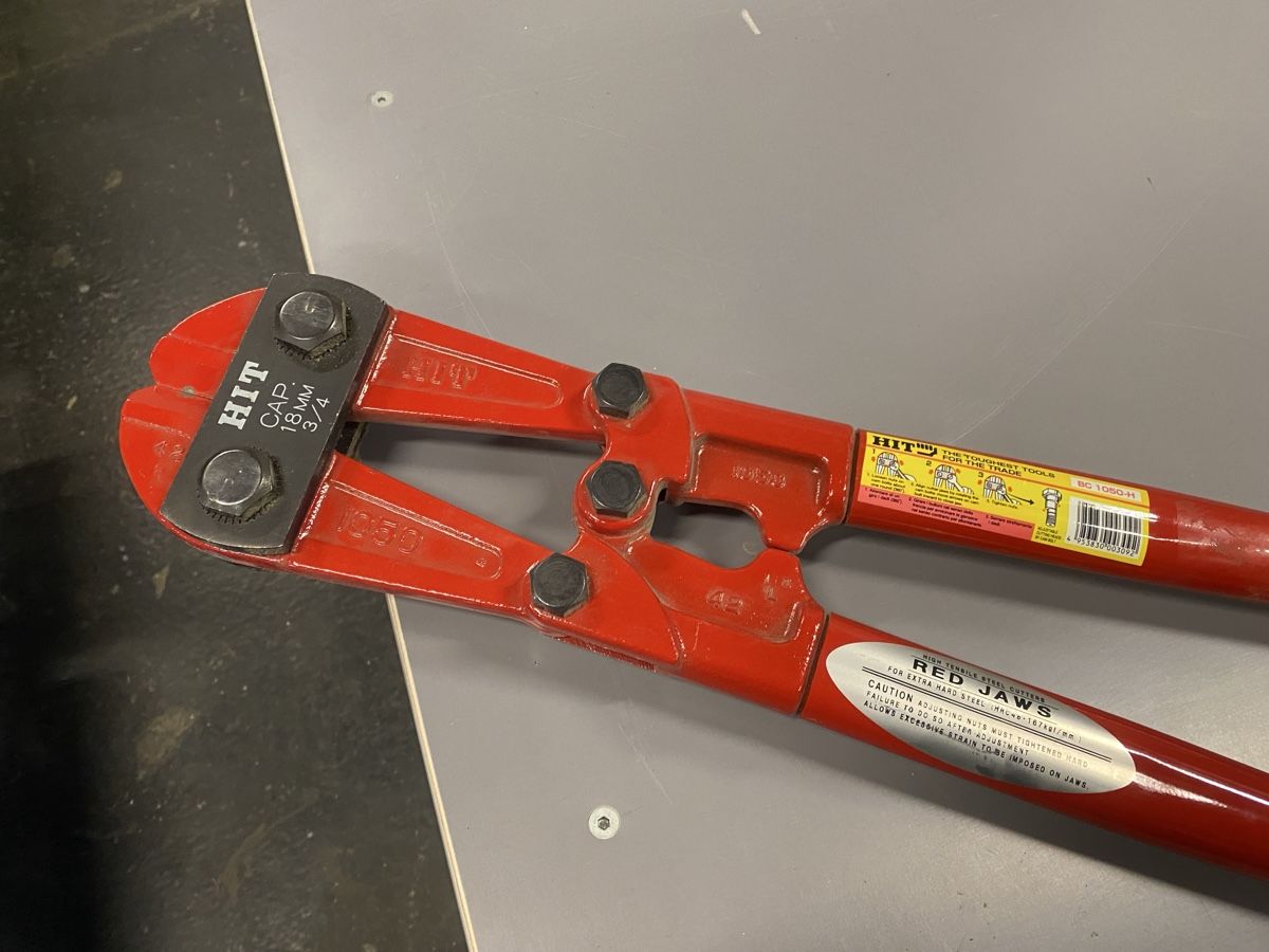 Tutti gli attrezzi: HIT Bolzenschneider ab 1.- – Usato da Wabern venduto da HK-Design 1