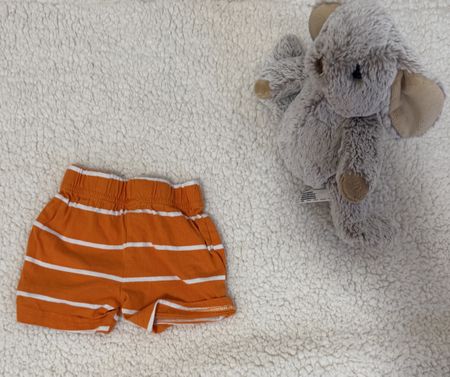 Kurze Hose Orange GR. 68