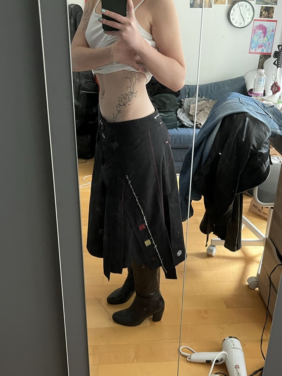 Gonne: Original midi skirt – Usato da St-Sulpice VD venduto da ema_8fvg 2