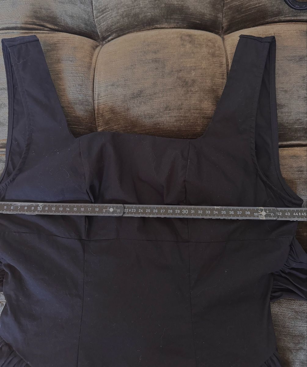 Oysho Robes: Kleid schwarz Grösse M neuwertig – D'occasion à Kilchberg ZH par Suisse500 4
