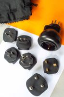 Reiseadapter für untersch. Stromstecker - ab 1 Franken