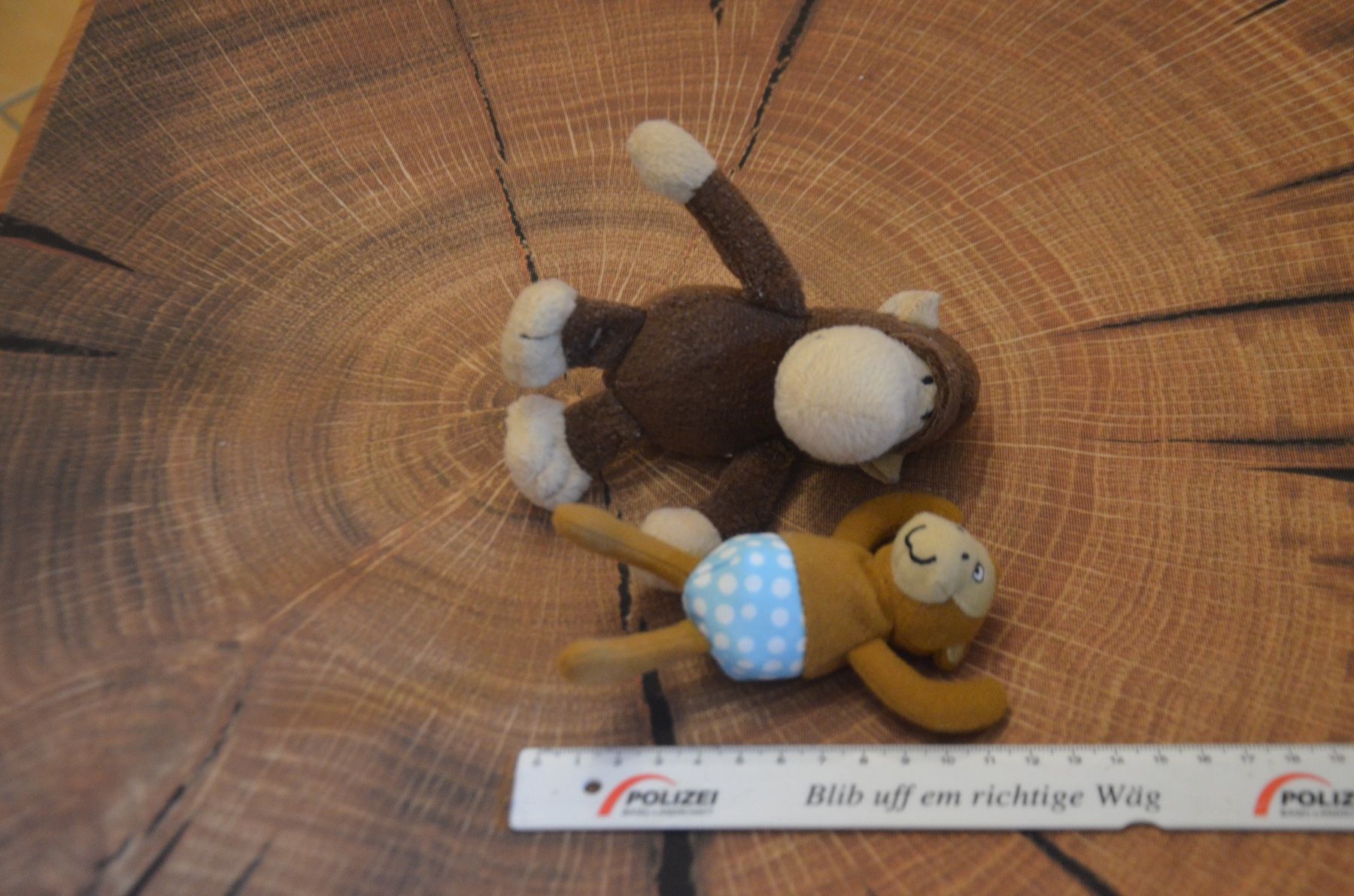 Jouets: 2 AFFE PELUCHES – D'occasion à Chiasso par Dolly015 1