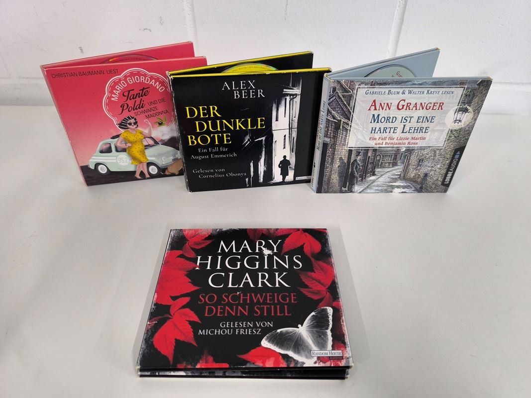 Livres audio: Hörbücher Set 4 Stück – D'occasion à Rüti ZH par Restwert_Rueti_ZH