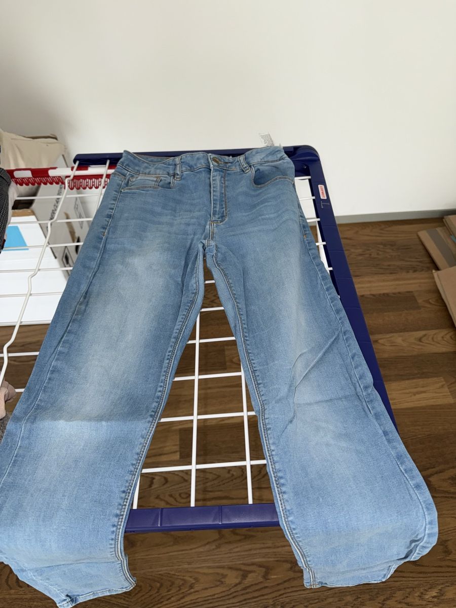 Jeans: Jeans Grösse 34 – Gebraucht aus Zürich von bia_6kmj 1