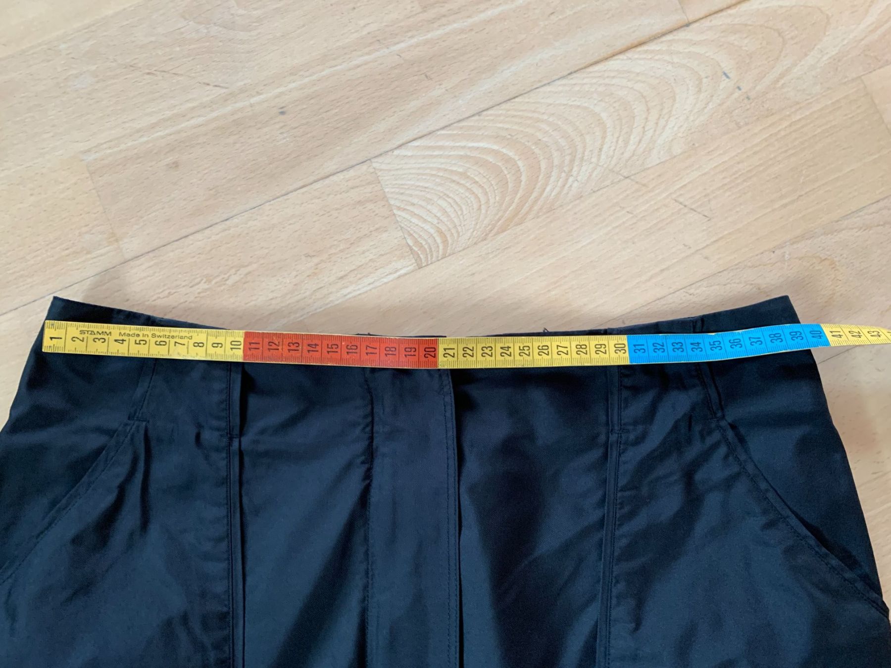 IKKS Röcke: IKKS Damen Rock, Gr. 40, Schwarz – Gebraucht aus Worb von farben20zauber 4