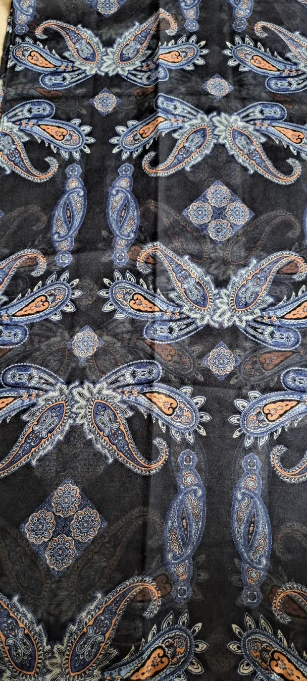 Foulards & écharpes: Loop  – D'occasion à Thalheim AG par Bekuadma 1